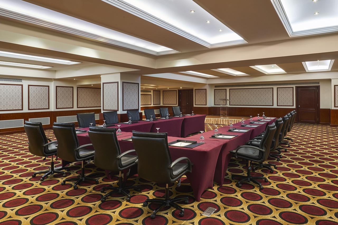 Safir Hotel Cairo Giza Екстериор снимка Meeting room